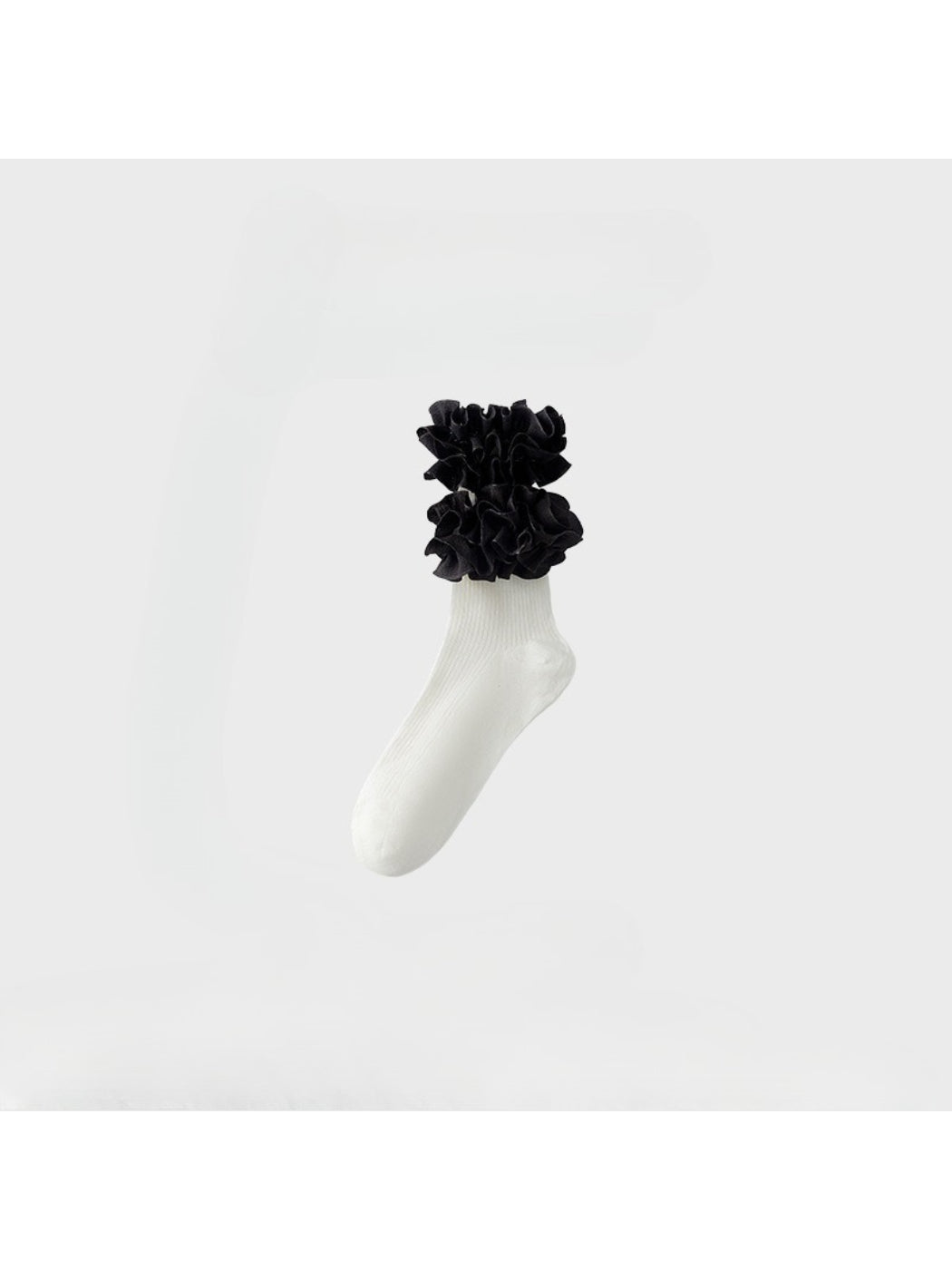 Rufia - Ruffle Trim Ribbed Crew Socks product image 4