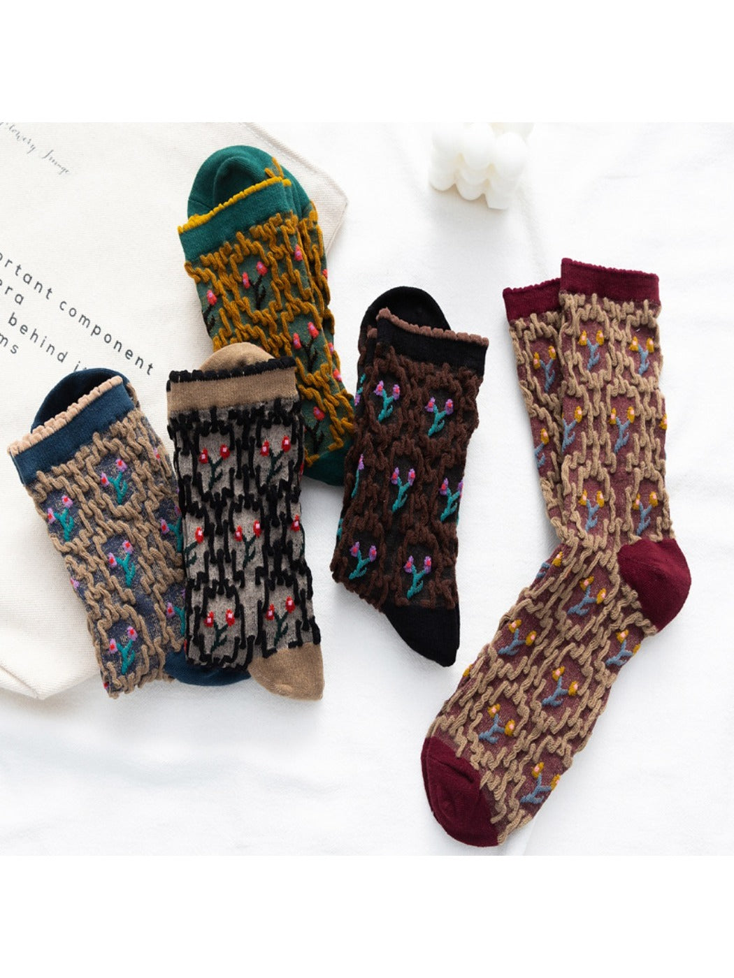 Rufia - Vintage Embroidered Mid-Calf Socks - Soft & Chic