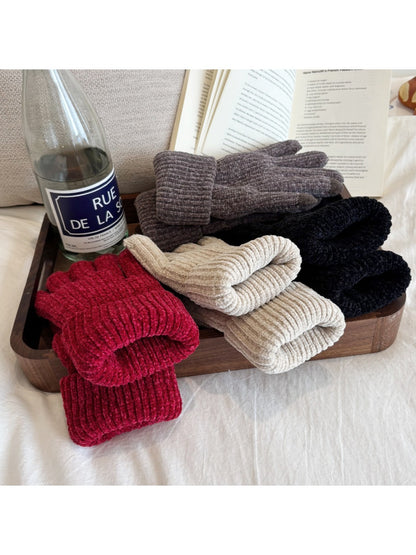 Gloving - Plush-Lined Gloves with Touchscreen