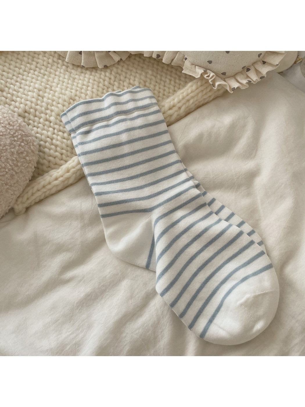 Rufia - Simple Style Striped Loose Fit Crew Socks