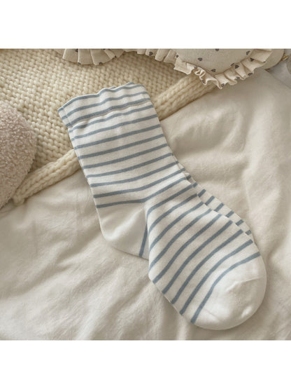 Rufia - Simple Style Striped Loose Fit Crew Socks