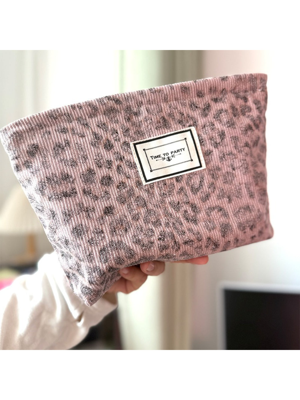 Cosbai - Soft Pink Leopard Print Everyday Cosmetic Pouch