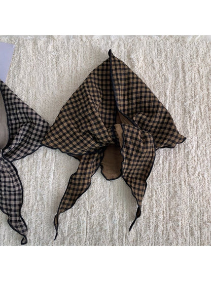 Scarvii Paisley Print Triangle Scarf