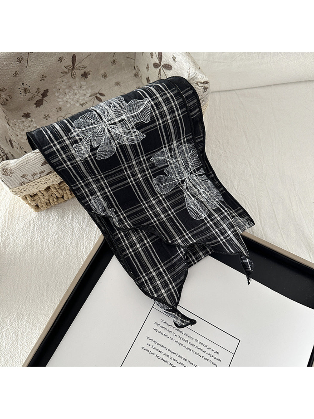 Scarvii - Plaid Floral Outline Narrow Scarf