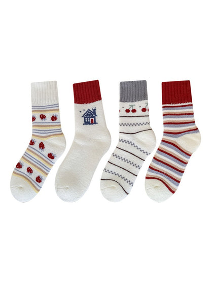 Rufia - White and Red Pattern Crew Socks