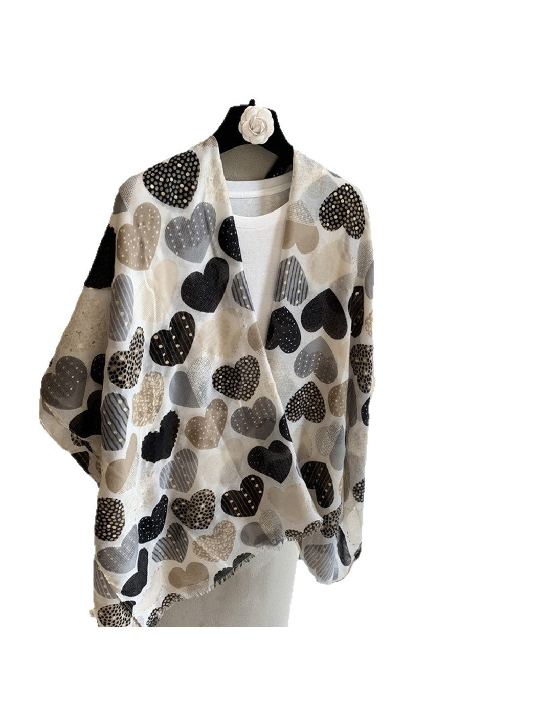 Scarvii - Minimal Heart Pattern Printed Shawl Scarf