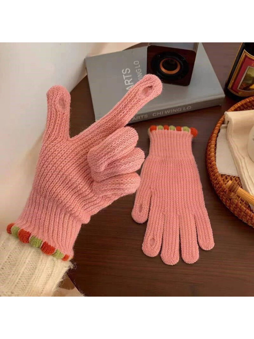 Gloving - Ribbed Knit Touchscreen Gloves