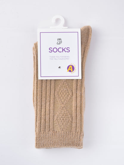 Rufia - Solid Diamond Pattern Mid-Calf Socks
