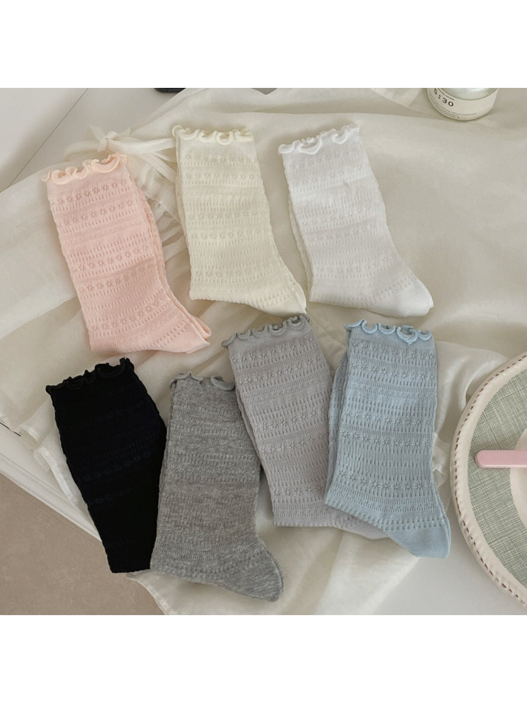 Rufia - Ruffle Textured Knit Crew Socks product image 2