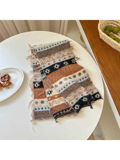 Scarvii – Fair Isle Knit Scarf