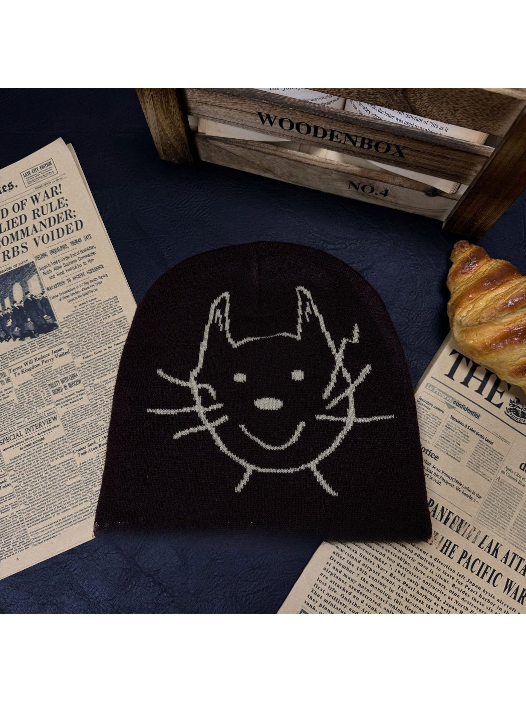 Haila - Cat Face Graphic Knit Slouchy Beanie