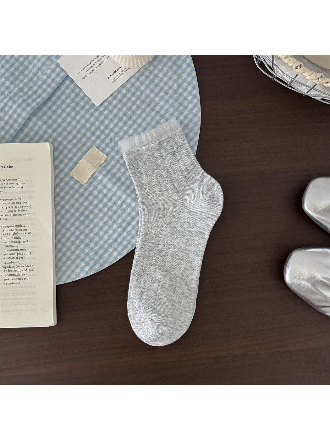 Rufia - Sweet Floral and Heart Print Crew Socks