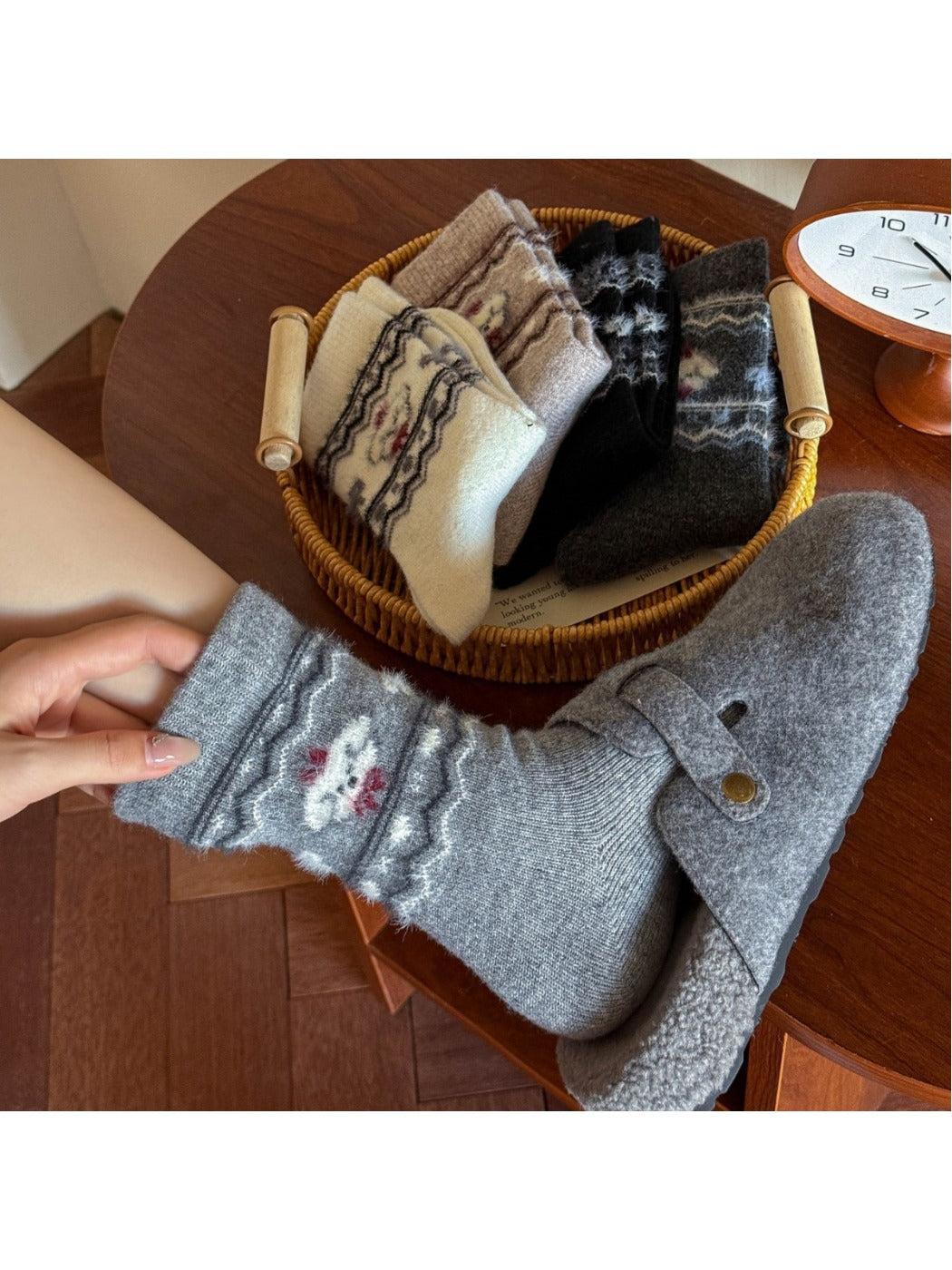 Rufia – Dog Pattern Winter Socks