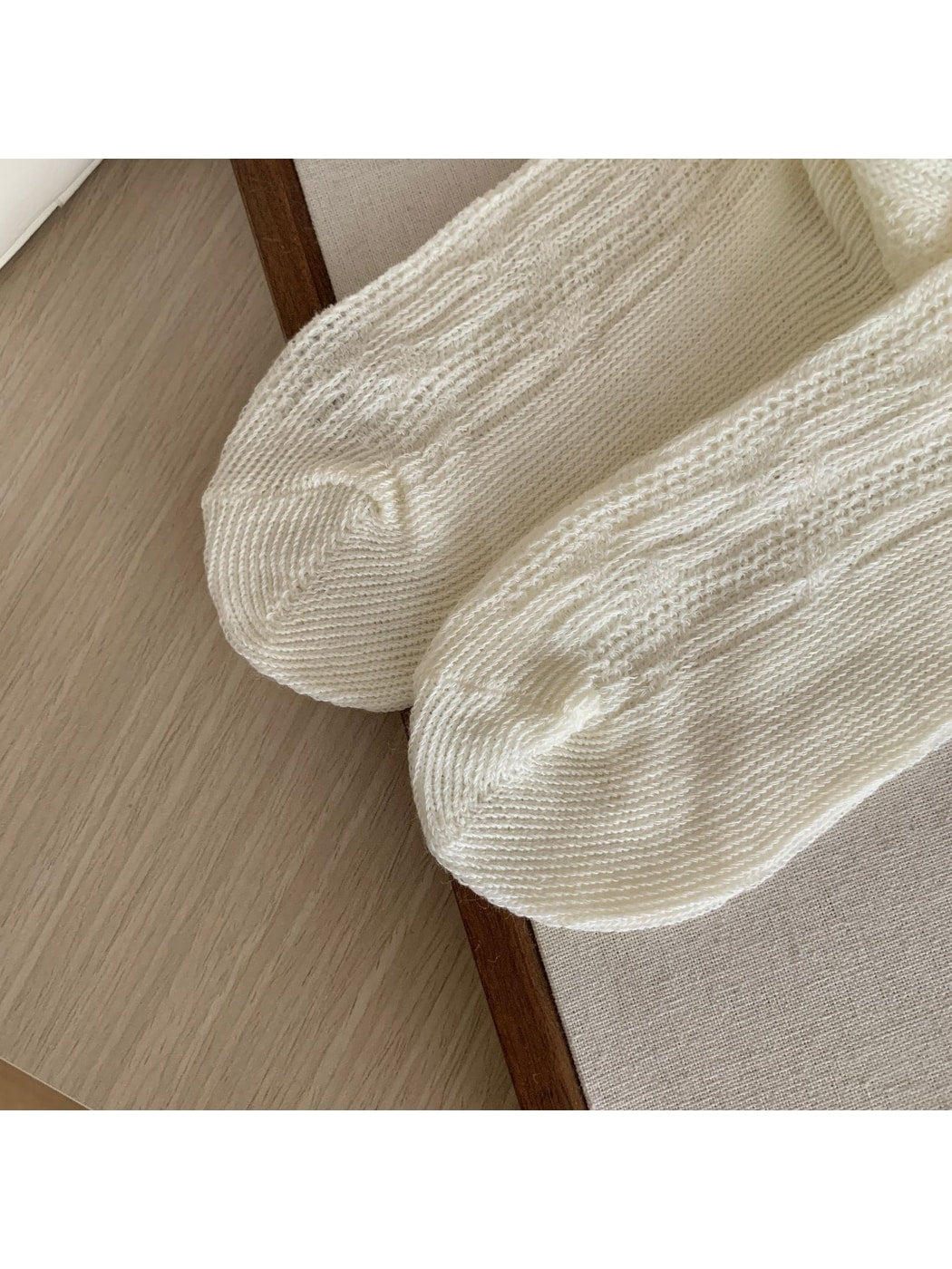 Rufia - Simple Style Solid Color Ribbed Knee High Socks