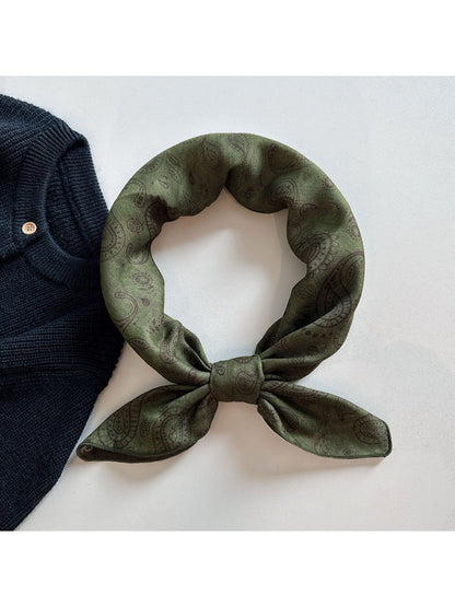Scarvii - Vintage Paisley Accent Scarf