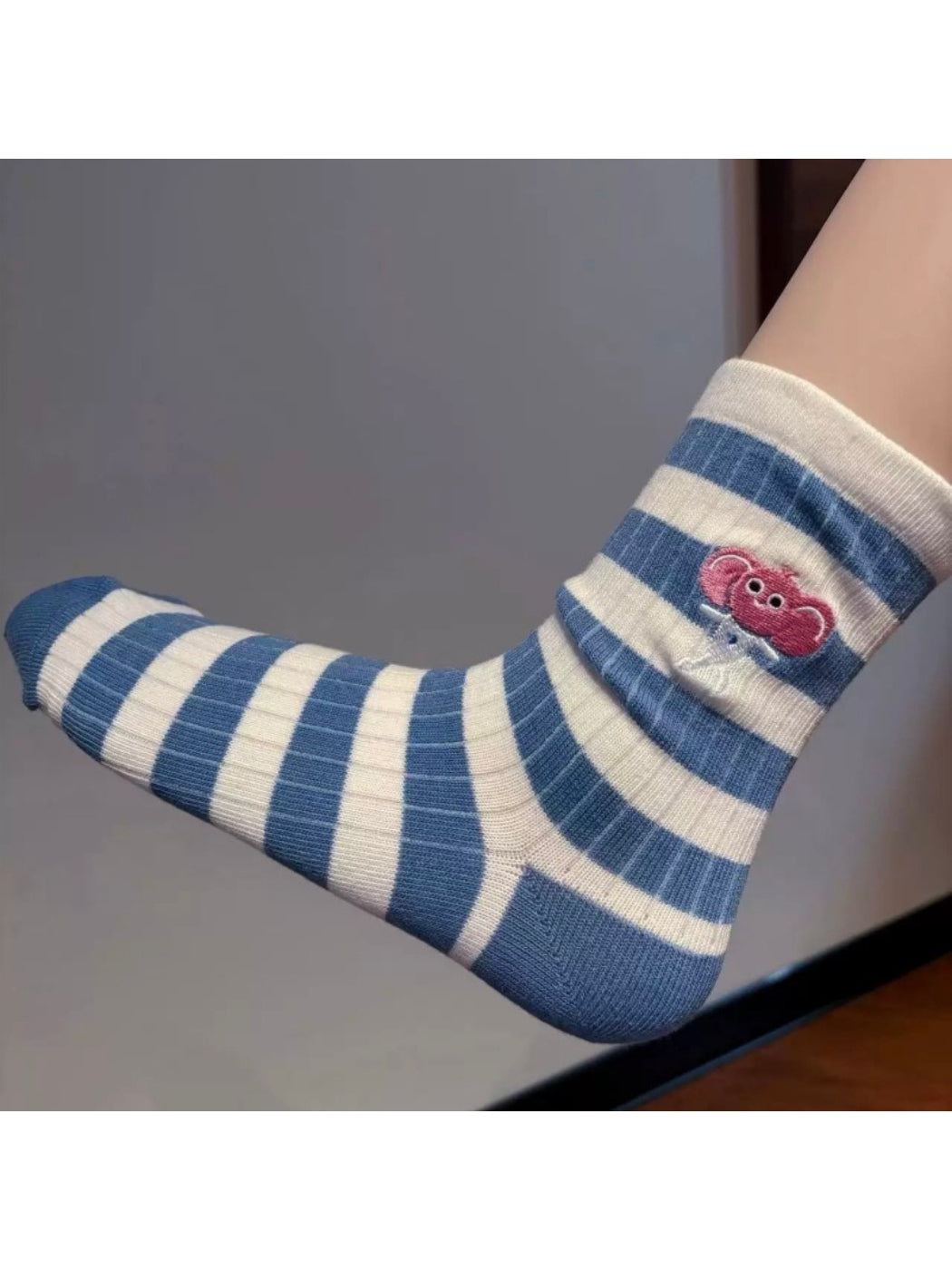Rufia mesh stripe contrast crew socks folded to show stripe contrast detail