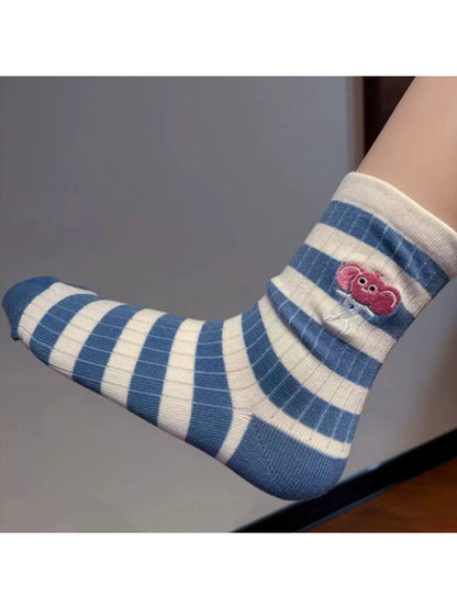 Rufia mesh stripe contrast crew socks folded to show stripe contrast detail