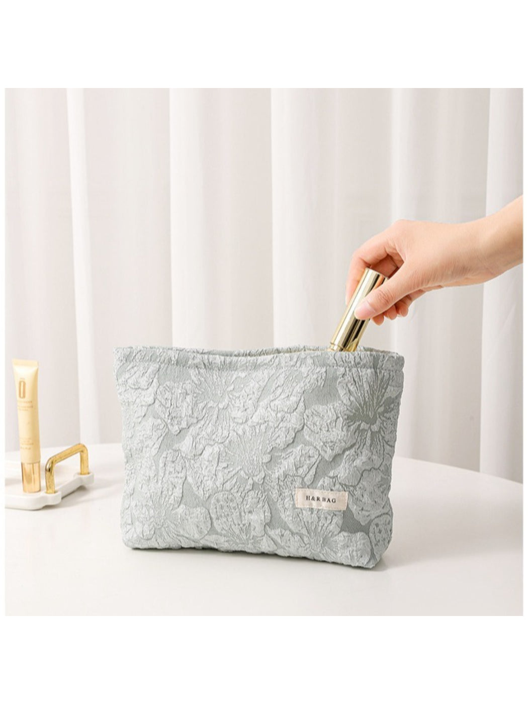 Cosbai - Elegant Floral Cosmetic Bag