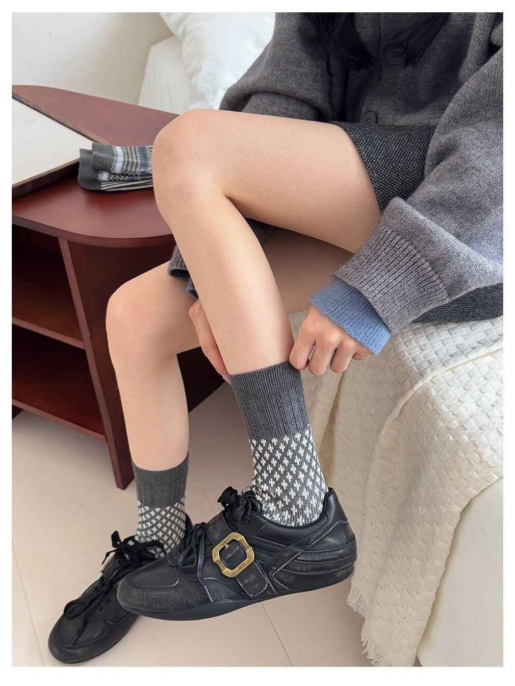 Rufia - Grey Classic Pattern Turn-Cuff Mid-Crew Socks