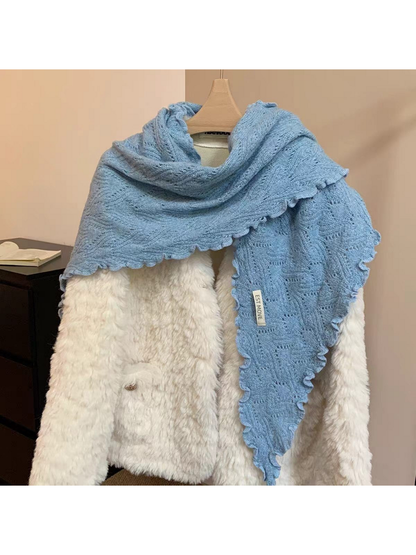 Scarvii - Scalloped Edge Textured Triangle Shawl
