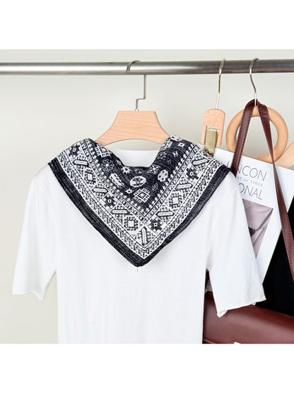 Scarvii - Retro Style Geometric Patterns Square Scarf