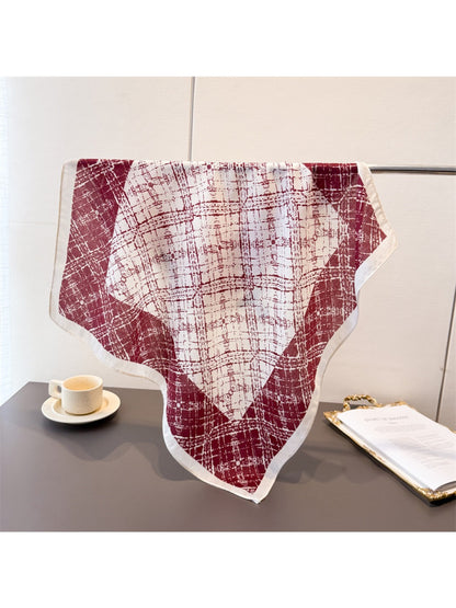 Scarvii - Square Scarf with Plaid Pattern