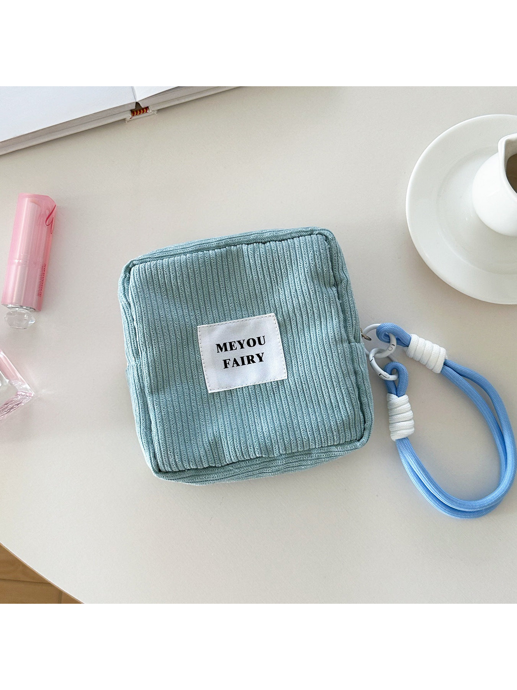 Cosbai - Ribbed Sweet Makeup Bag