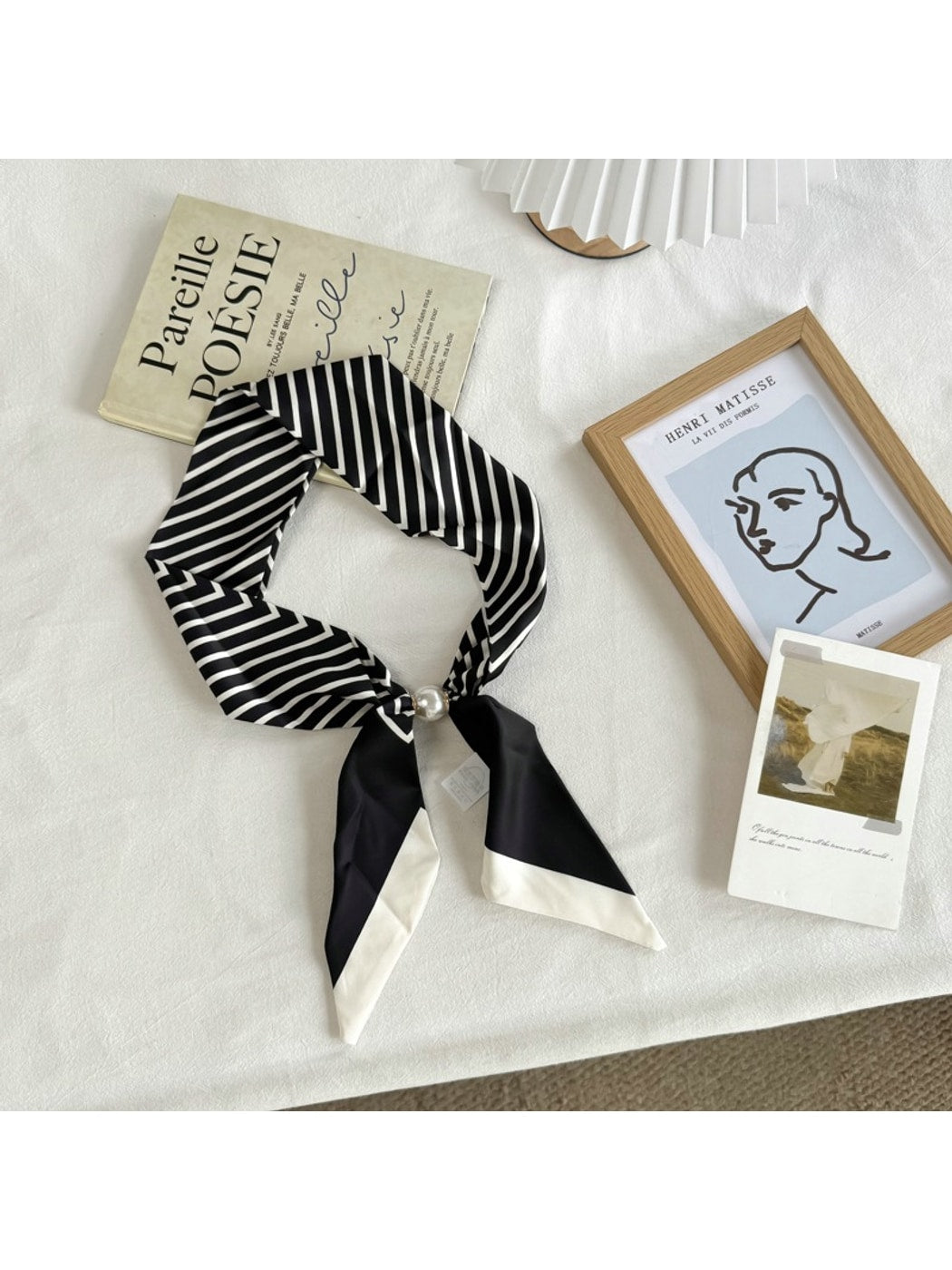 Scarvii - Chic Contrast Trim Narrow Scarf