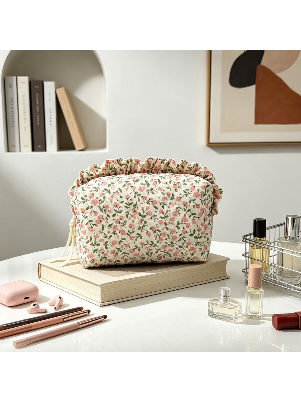 Cosbai - Ruffle Trim Quilted Cosmetic Organizer Bag