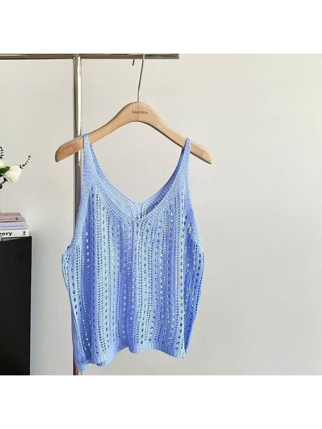 Crosa - Cute Loose Fit Solid Color Knit Vest