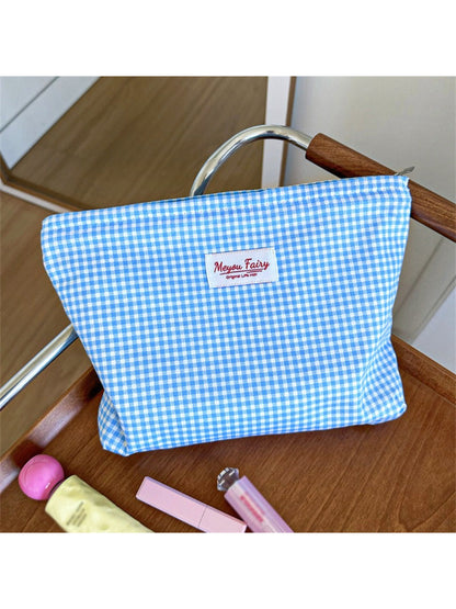 Cosbai Classic Check Toiletry Bag product image