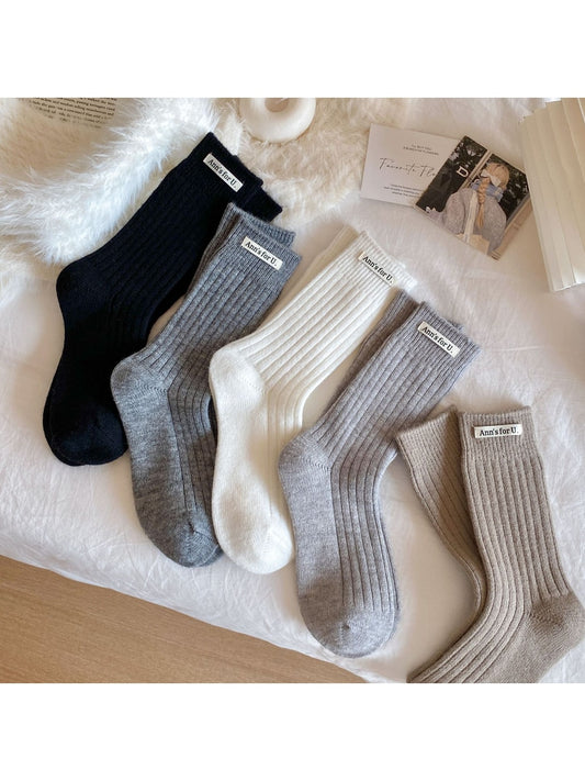Rufia - Elegant Solid Ribbed Crew Casual Socks