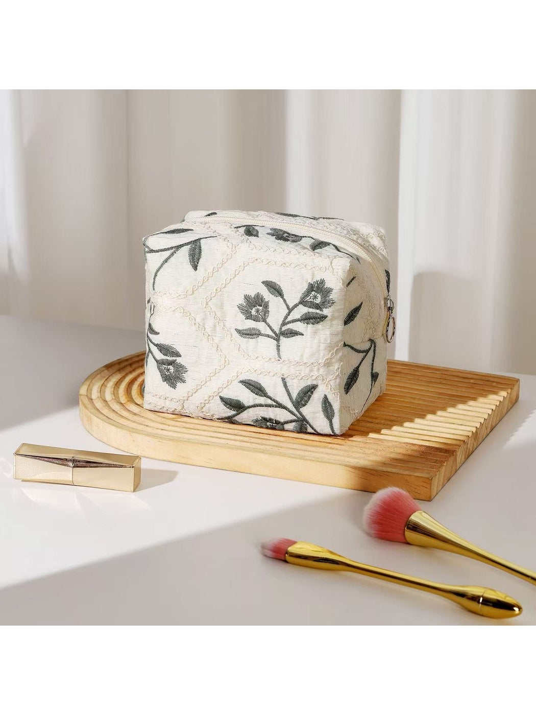 Cosbai - Floral Cosmetic Bag Handheld Storage Bag