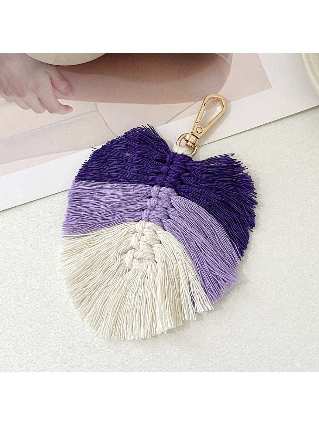 Koco - Bohemian Leaf Keychain with Tassel