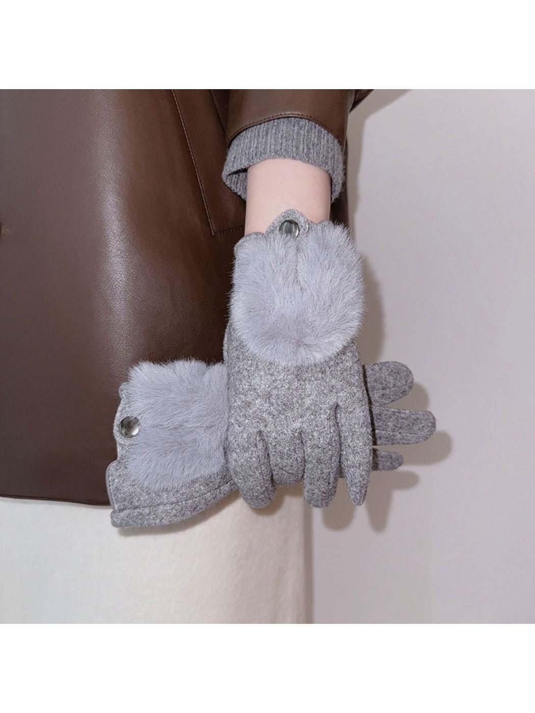 Scarvii - Faux Fur Cuff Touchscreen Winter Gloves