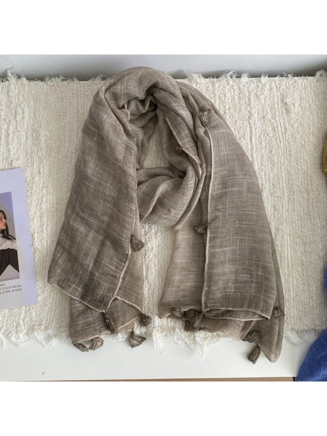 Scarvii Lightweight Solid Colour Scarf
