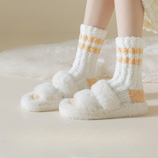 Rufia - Colorful Lace Pattern Towel Socks