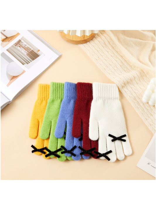 Gloving – Solid Color Gloves with Bow Accent