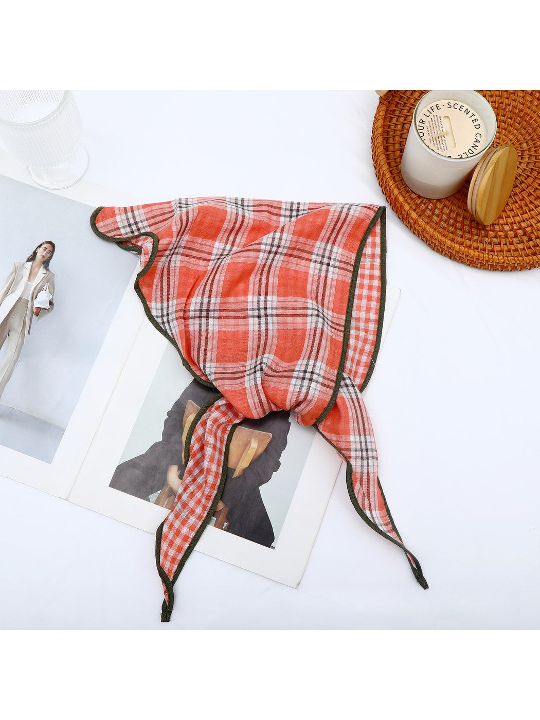 Scarvii - Vintage Plaid Geometric Triangle Bandana