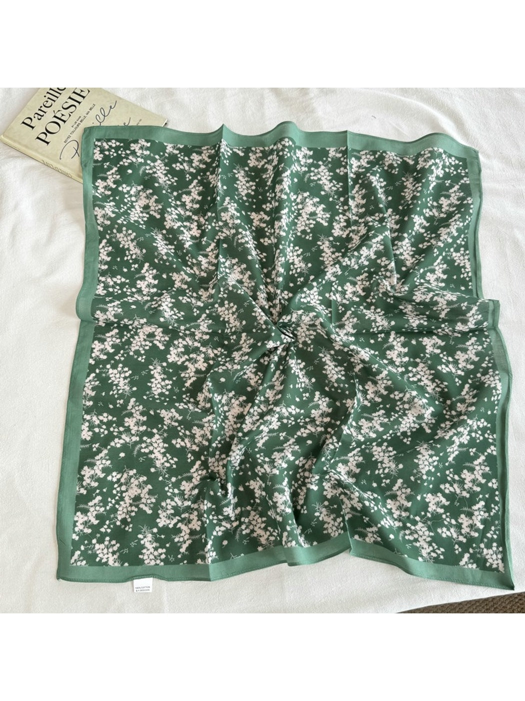 Scarvii - Floral Print Patterned Everyday Square Scarf