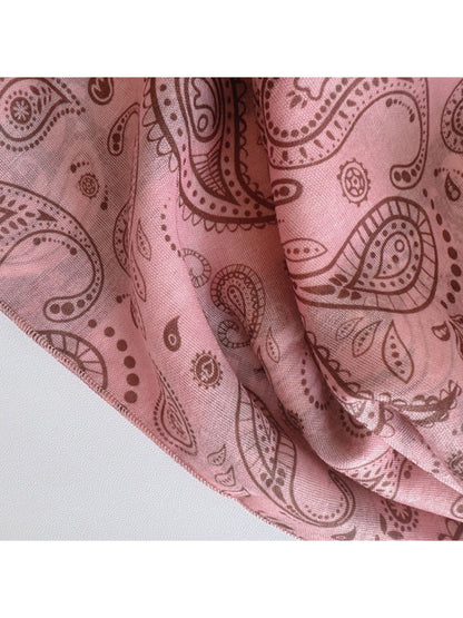 Scarvii - Vintage Paisley Accent Scarf