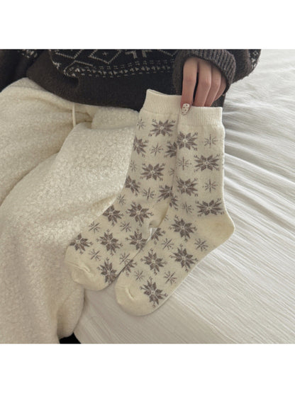 Rufia - Snowflake Pattern Crew Socks product image 4