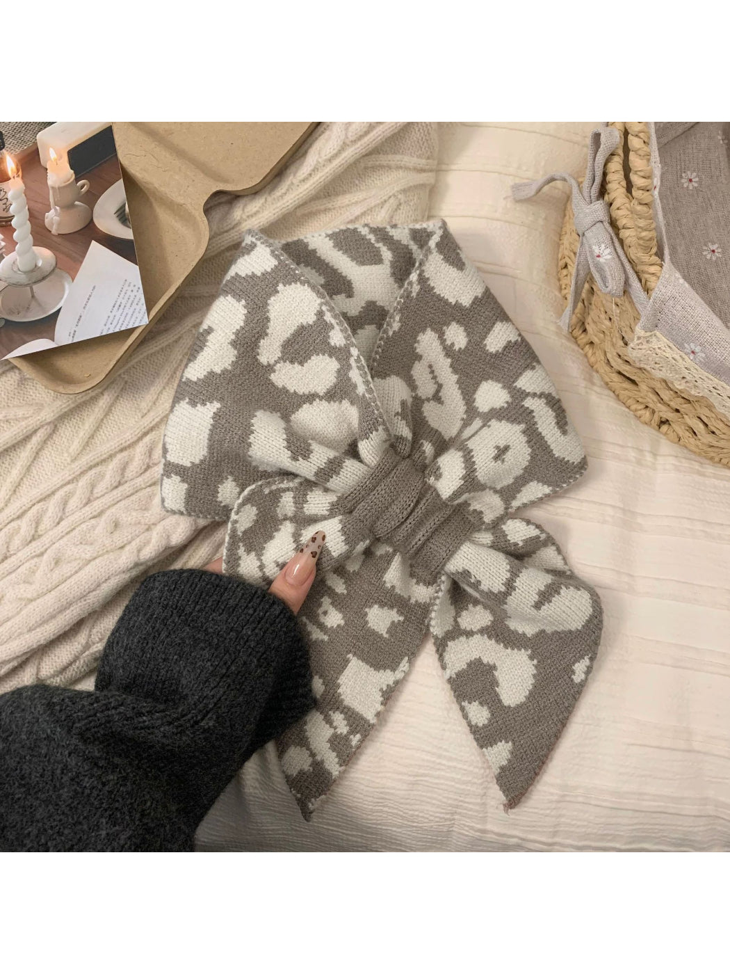 Scarvii - Cozy Bow Knot Knit Scarf