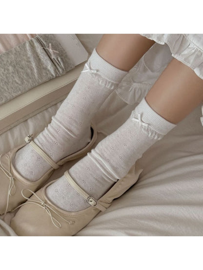 Rufia - Solid Color Openwork Bow Accent Crew Socks