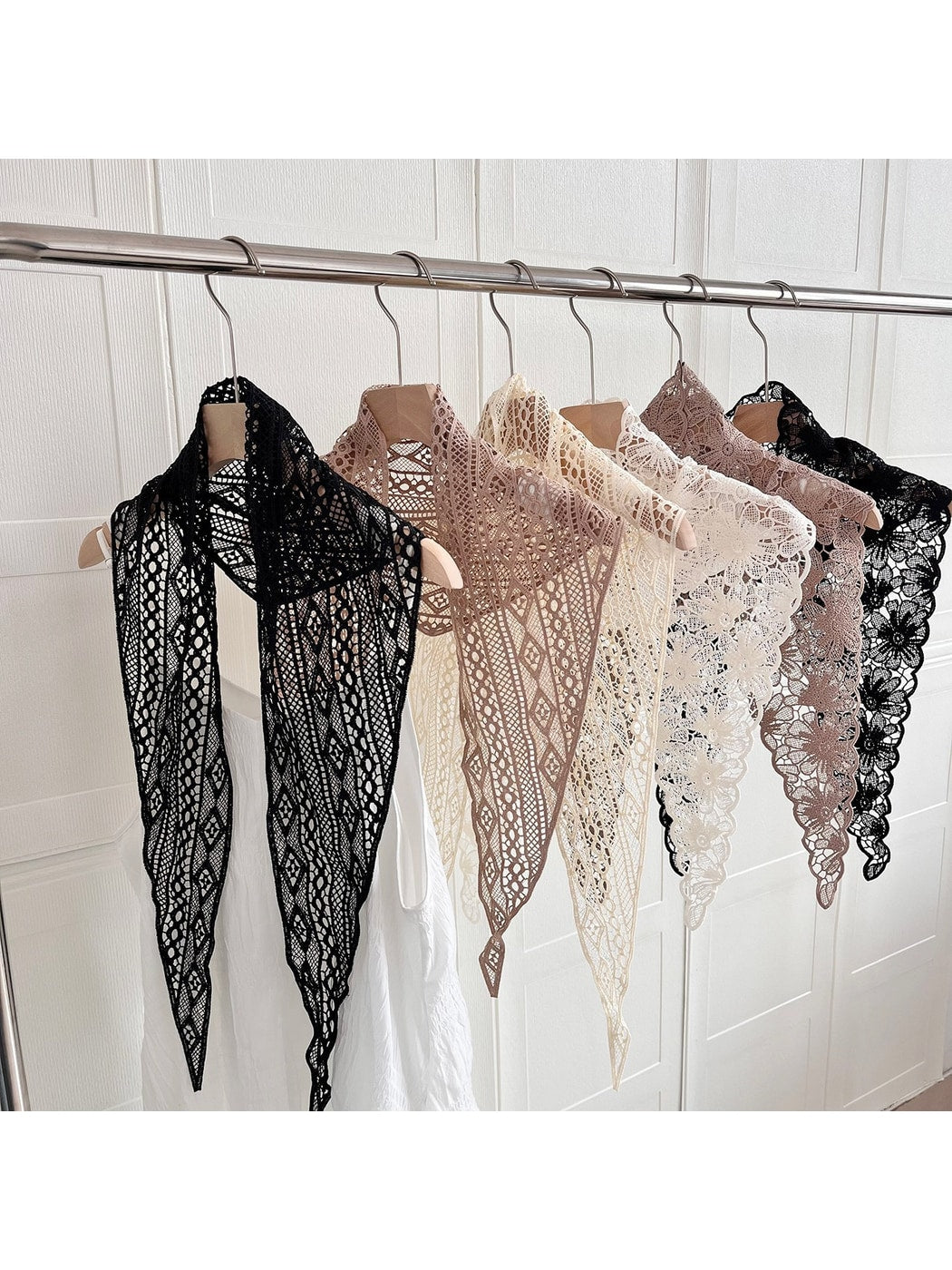 Scarvii - Floral Cutwork Triangle Fashion Neck Scarf