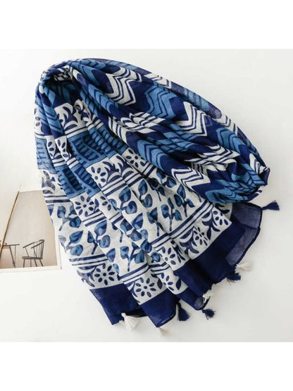 Scarvii - Flowing Geometric Stripe Print Scarf