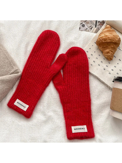 Gloving - Solid Ribbed Knit Mittens