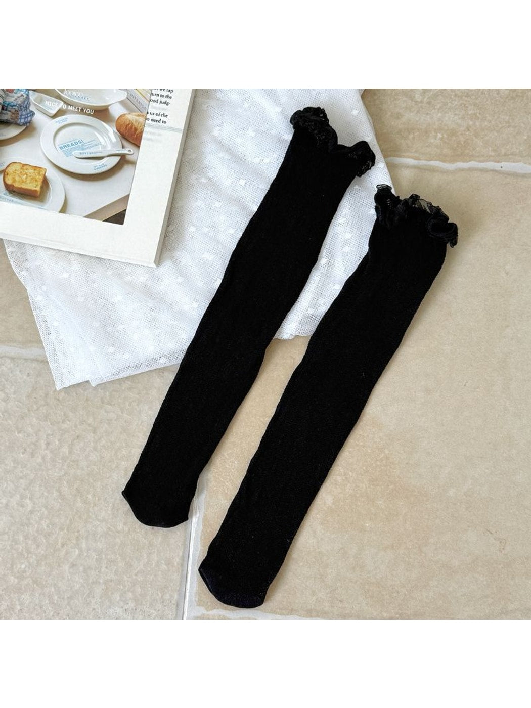 Rufia - Floral Hollow Out Lace Trim Crew Socks