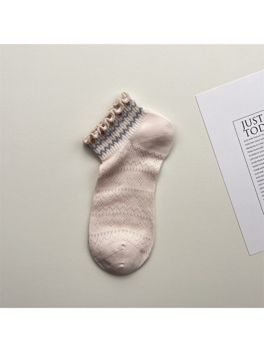 Rufia Lace Ruffle Mesh Low Cut Socks product image