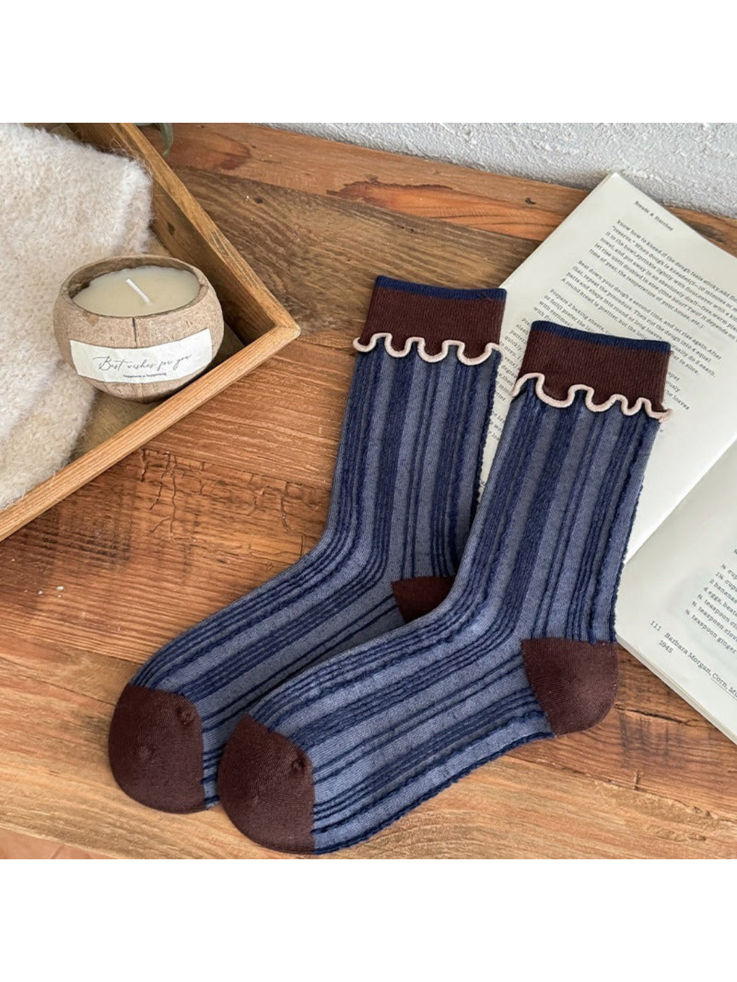 Rufia Striped Socks with Scallop Edge